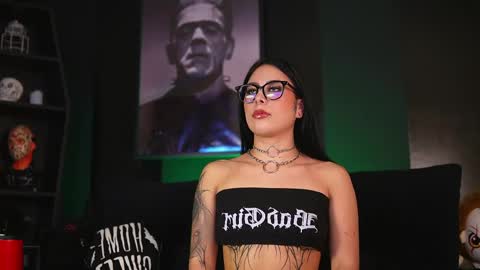 Snapshot of melanie_nyx chatting on 5, 6, 2026 Mel online show from 5, 6, 2026