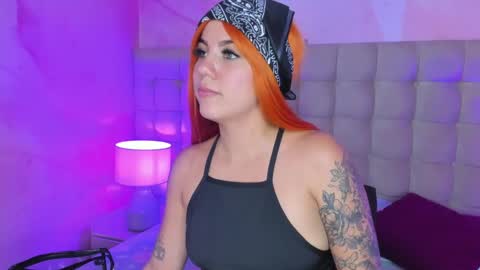 Melanie Roux online show from 21, 1, 2025