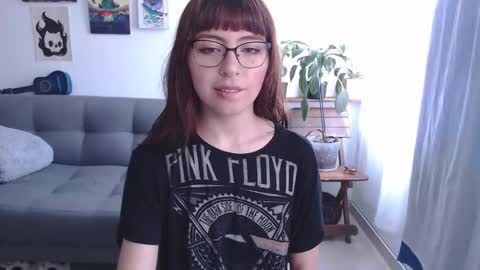 Snapshot of melanies_dream chatting on 12, 2, 2026 Princess Consuela Banana Hammock online show from 12, 2, 2026