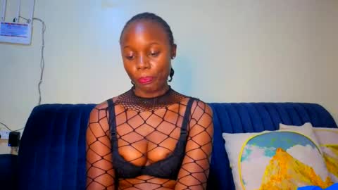Snapshot of melanin_sassy96 chatting on 11, 5, 2026 bad lil shawry online show from 11, 5, 2026