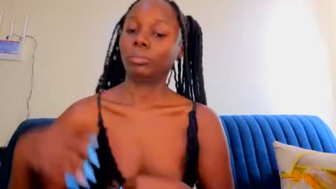 Snapshot of melanin_sassy96 chatting on 23, 6, 2026 bad lil shawry online show from 23, 6, 2026