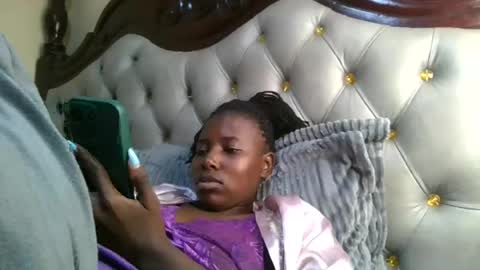 Snapshot of melaninblue chatting on 10, 7, 2026 melaninblue online show from 10, 7, 2026