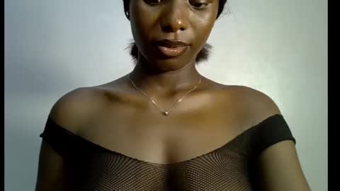 Snapshot of melanine_floral chatting on 14, 2, 2025 Praiz online show from 14, 2, 2025
