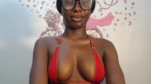 Snapshot of melanine_floral chatting on 12, 3, 2025 Praiz online show from 12, 3, 2025