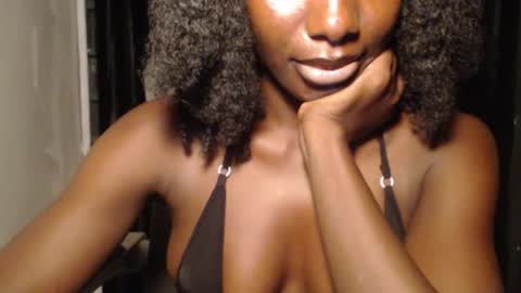 Snapshot of melanine_floral chatting on 10, 2, 2026 Praiz online show from 10, 2, 2026