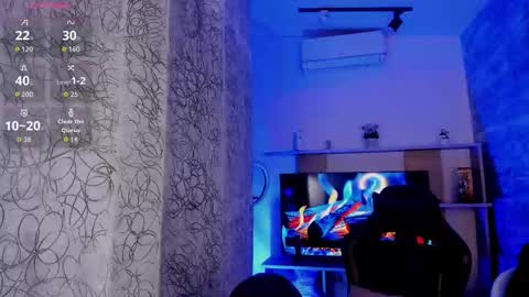 Snapshot of melanny_luv chatting on 18, 3, 2026 MelanyLuv online show from 18, 3, 2026