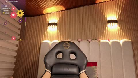 Snapshot of melanny_petite chatting on 1, 4, 2026 melanny_petite online show from 1, 4, 2026