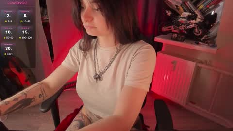 Snapshot of melante_s chatting on 31, 3, 2026 Ash online show from 31, 3, 2026