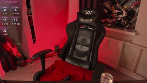 Snapshot of melante_s chatting on 8, 4, 2026 Ash online show from 8, 4, 2026