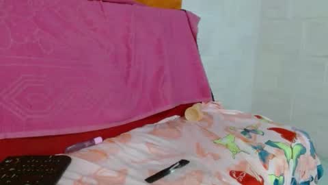 Snapshot of melany_1002 chatting on 22, 9, 2025 melany online show from 22, 9, 2025