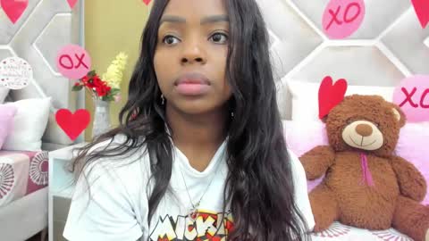 Snapshot of melany_ebonyy chatting on 13, 2, 2025 Melanie online show from 13, 2, 2025
