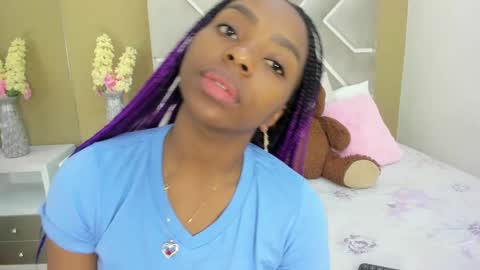 Snapshot of melany_ebonyy chatting on 21, 2, 2025 Melanie online show from 21, 2, 2025