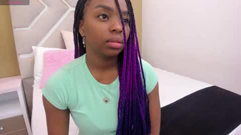 Snapshot of melany_ebonyy chatting on 24, 2, 2025 Melanie online show from 24, 2, 2025