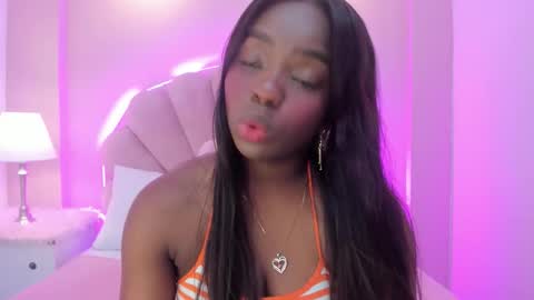 Snapshot of melany_ebonyy chatting on 30, 9, 2025 Melanie online show from 30, 9, 2025