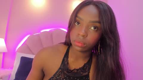 Snapshot of melany_ebonyy chatting on 6, 10, 2025 Melanie online show from 6, 10, 2025