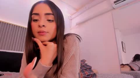 melany_hoffman online show from 7, 11, 2025