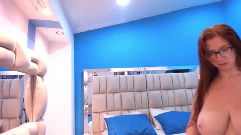 Snapshot of melany_love0 chatting on 28, 5, 2026 Melany online show from 28, 5, 2026