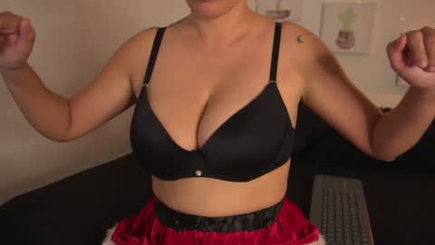 Snapshot of melany_riccii chatting on 4, 12, 2024 melany online show from 4, 12, 2024