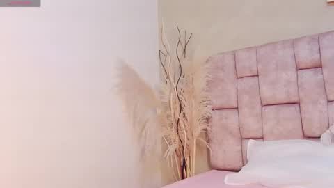 Snapshot of melanystone_ chatting on 1, 5, 2026 Melany online show from 1, 5, 2026