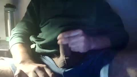 Snapshot of melb887 chatting on 18, 4, 2026 melb887 online show from 18, 4, 2026