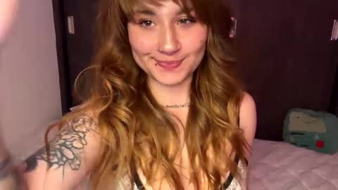 Snapshot of meleena_fox chatting on 25, 5, 2026 Im Meleena online show from 25, 5, 2026