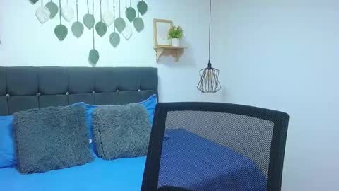 Snapshot of melissa_777_ chatting on 2, 5, 2026 Tell me online show from 2, 5, 2026
