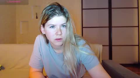 Snapshot of melissa__ray chatting on 24, 12, 2024 Melissa Ray online show from 24, 12, 2024