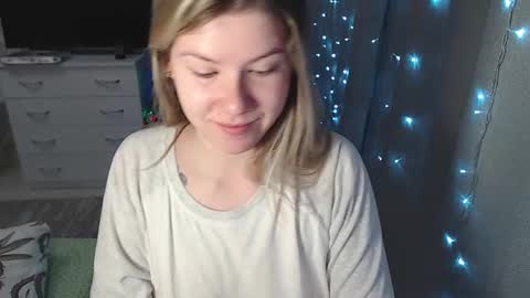 Snapshot of melissa__ray chatting on 13, 1, 2025 Melissa Ray online show from 13, 1, 2025