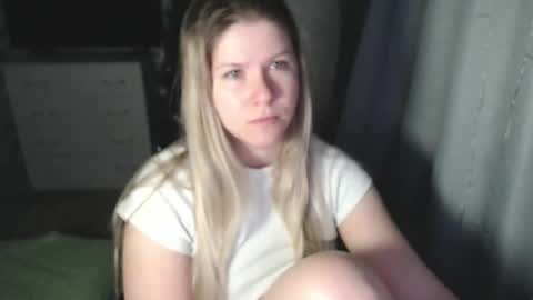 Snapshot of melissa__ray chatting on 24, 1, 2025 Melissa Ray online show from 24, 1, 2025
