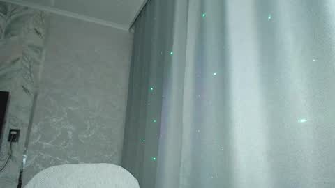 Snapshot of melissa__ray chatting on 6, 3, 2025 Melissa Ray online show from 6, 3, 2025