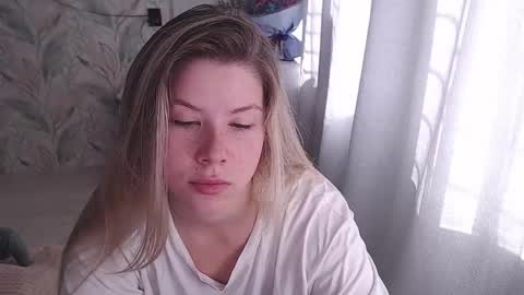 Snapshot of melissa__ray chatting on 26, 9, 2025 Melissa Ray online show from 26, 9, 2025