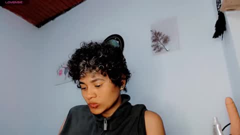 Snapshot of melissa_and_carol chatting on 26, 1, 2025 Carol - Dany online show from 26, 1, 2025