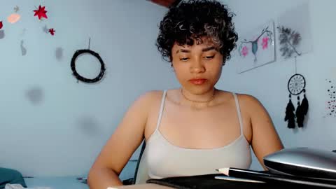 Snapshot of melissa_and_carol chatting on 16, 2, 2025 Carol - Dany online show from 16, 2, 2025