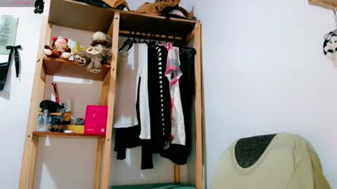 Snapshot of melissa_and_carol chatting on 18, 4, 2026 Carol - Dany online show from 18, 4, 2026