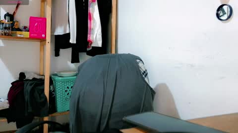 Snapshot of melissa_and_carol chatting on 23, 4, 2026 Carol - Dany online show from 23, 4, 2026