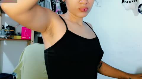 Snapshot of melissa_and_carol chatting on 25, 4, 2026 Carol - Dany online show from 25, 4, 2026