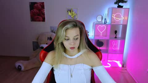 Melissa online show from 4, 2, 2025