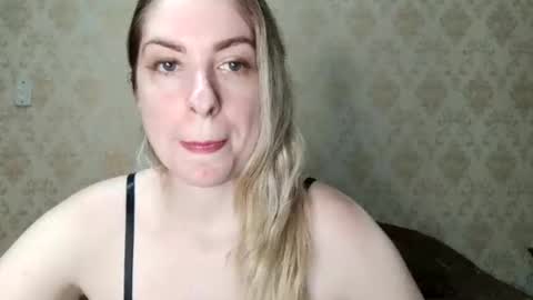 Snapshot of melissa_s2 chatting on 1, 4, 2026 Melissa online show from 1, 4, 2026