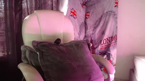 Lau   online show from 4, 12, 2024