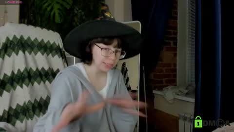 Snapshot of melissa_wells chatting on 18, 6, 2026 Melissa online show from 18, 6, 2026