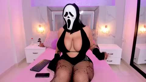 Snapshot of melissajordan1 chatting on 18, 10, 2025 MELISSA JORDAN online show from 18, 10, 2025