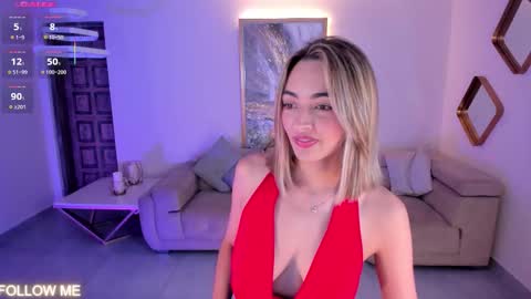 Snapshot of melissamoore_ chatting on 21, 11, 2025 Call me Meli online show from 21, 11, 2025