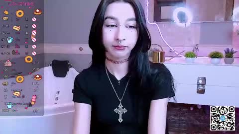 Snapshot of melissasparrow chatting on 4, 5, 2026 Mellisa online show from 4, 5, 2026