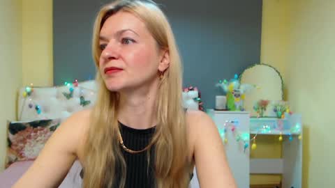 Snapshot of melissatylerbb chatting on 8, 4, 2026 Melissa online show from 8, 4, 2026