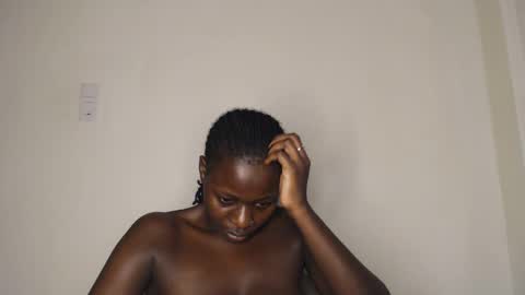 Snapshot of mellanin_pretty_ chatting on 12, 12, 2024 . online show from 12, 12, 2024