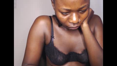 Snapshot of mellanin_pretty_ chatting on 21, 1, 2025 . online show from 21, 1, 2025