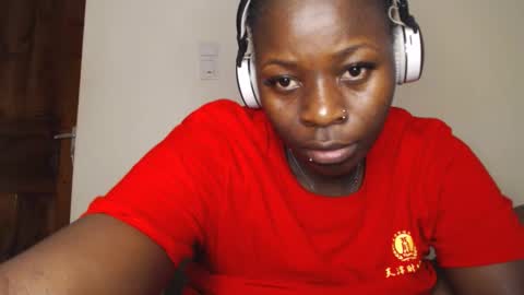 Snapshot of mellanin_pretty_ chatting on 9, 3, 2026 . online show from 9, 3, 2026