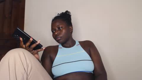 Snapshot of mellanin_pretty_ chatting on 30, 3, 2026 . online show from 30, 3, 2026