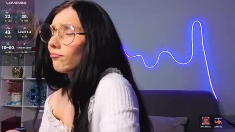 Snapshot of mellhyees chatting on 5, 1, 2026 mellhyees online show from 5, 1, 2026