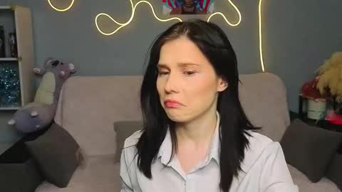 Snapshot of mellhyees chatting on 5, 2, 2026 mellhyees online show from 5, 2, 2026